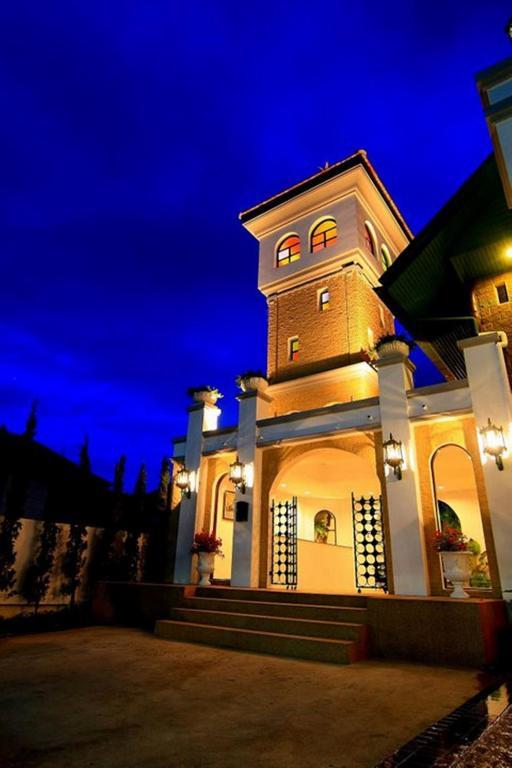 The Castle Chiang Mai Hotel Ngoại thất bức ảnh
